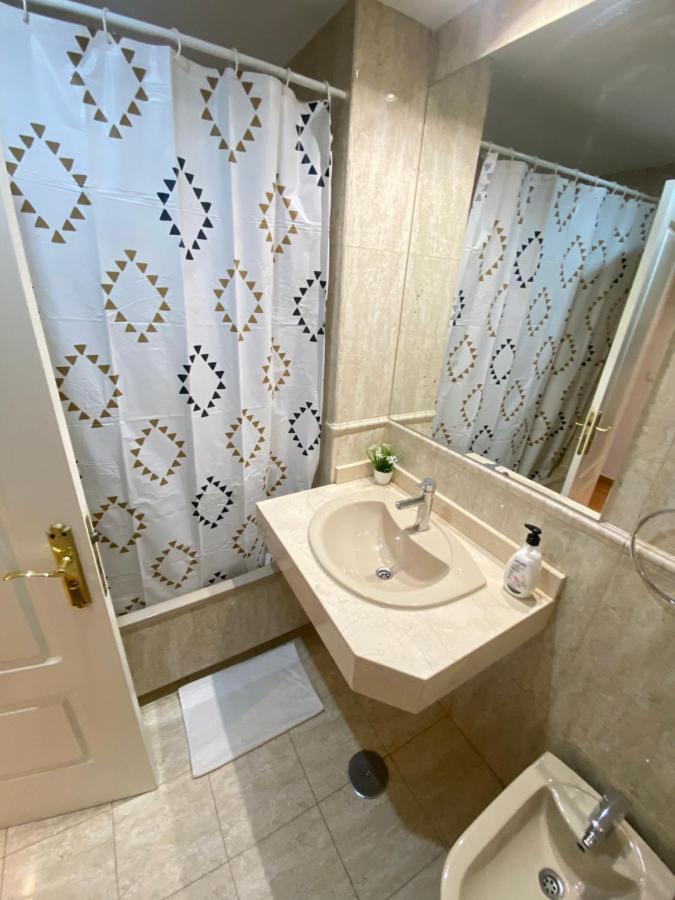 Deyanira Suite, Aeropuerto, Ifema Madryt Zewnętrze zdjęcie