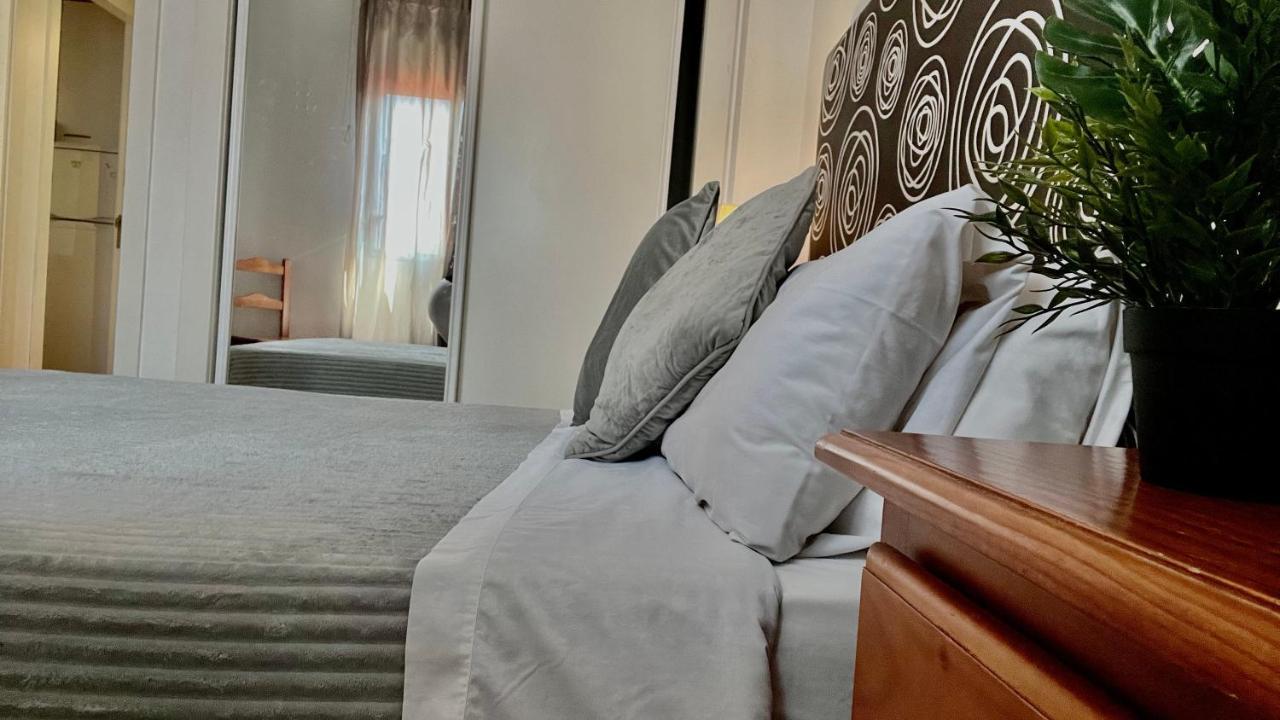 Deyanira Suite, Aeropuerto, Ifema Madryt Zewnętrze zdjęcie